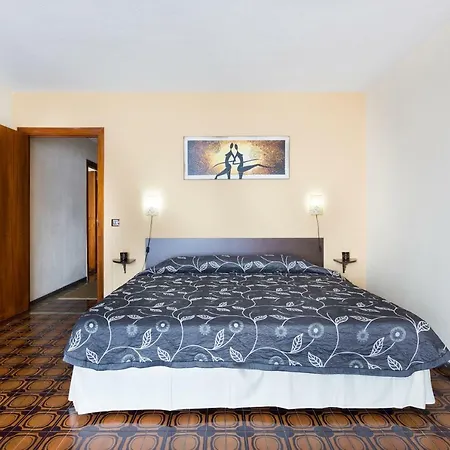 Stunning Views At Tenerife Такоронте